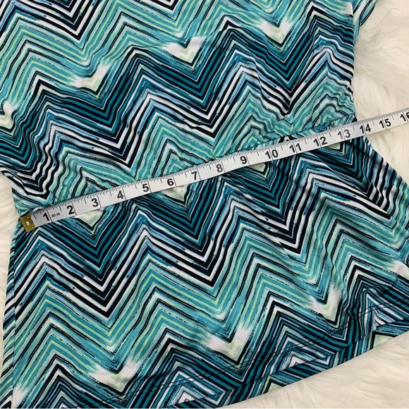 A. Byer Blue Green Chevron Peplum Style Blouse Top - Picture 8 of 10